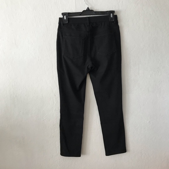 Uniqlo Women’s Ultra Stretch Legging Pants - Picture 3 of 12